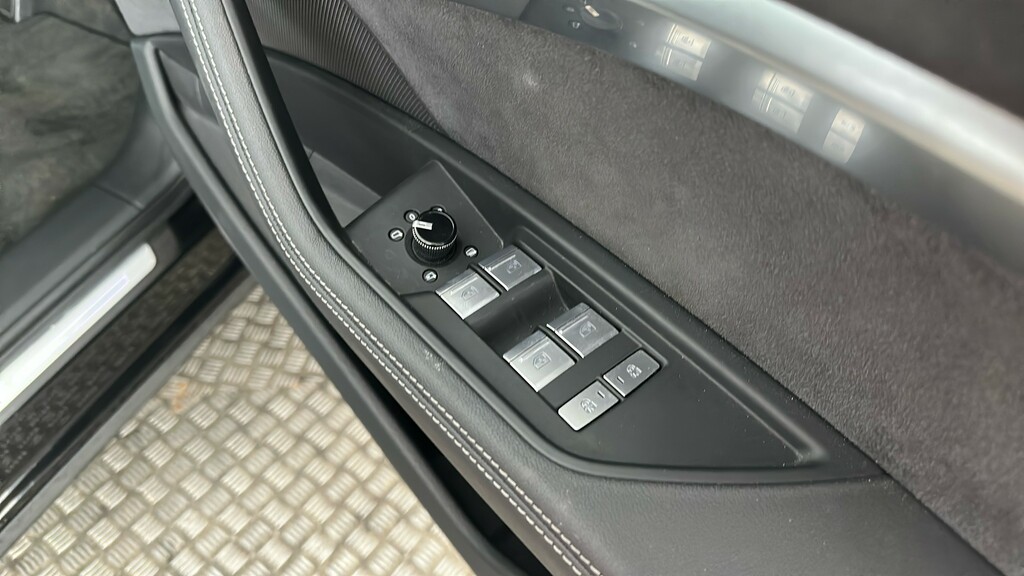 Audi E-tron E-tron Black Edition 55 Quattro Black #33