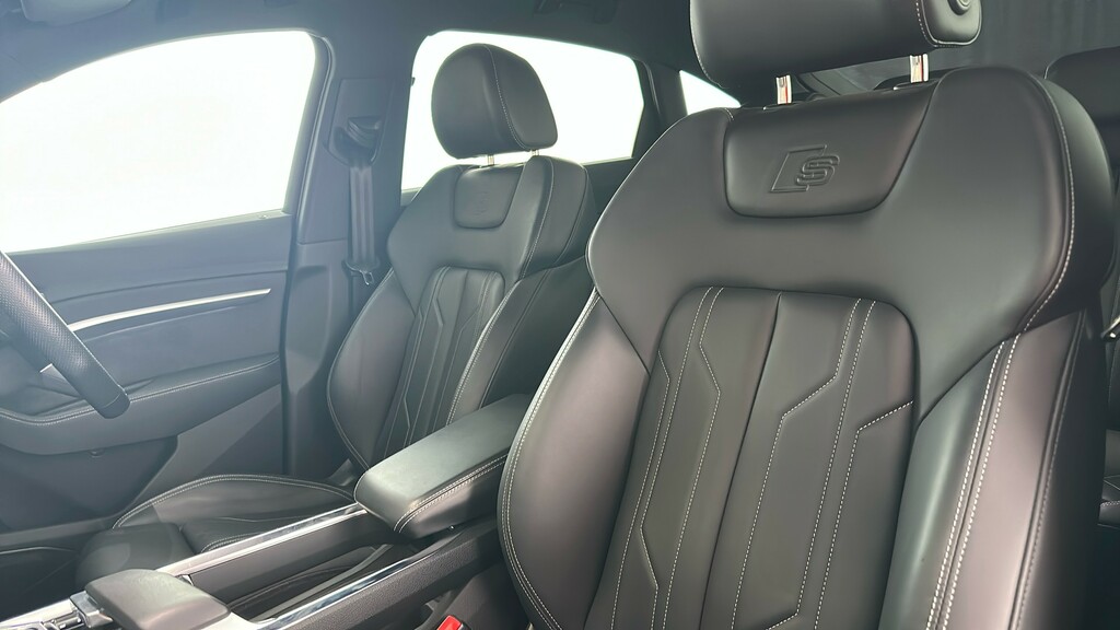 Audi E-tron E-tron Black Edition 55 Quattro Black #17