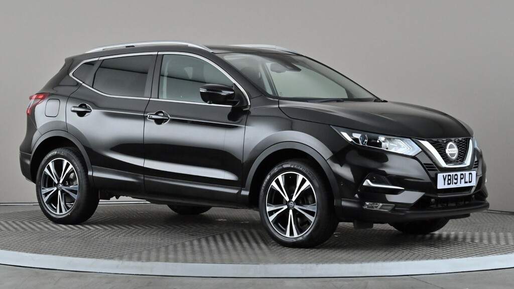 Nissan Qashqai 1.3 Dig-t N-connecta Black