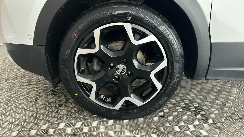 Vauxhall Mokka Hatchback Black #19