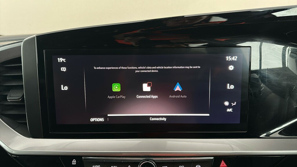 Vauxhall Mokka Hatchback Black #25
