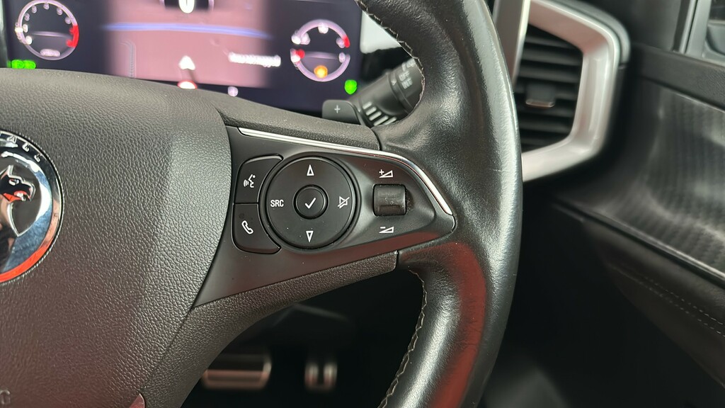 Vauxhall Mokka Hatchback Black #30