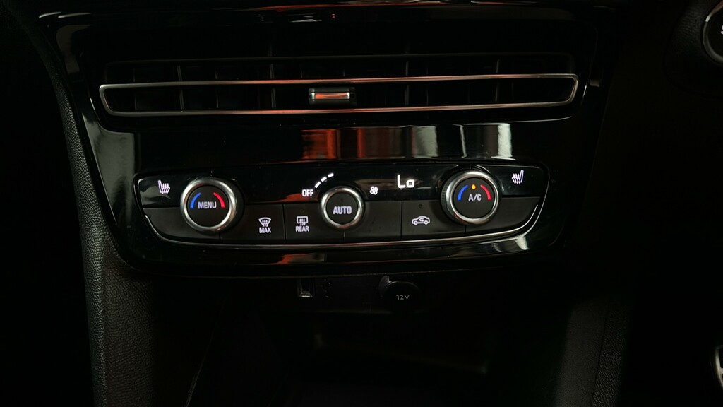 Vauxhall Mokka Hatchback Black #27