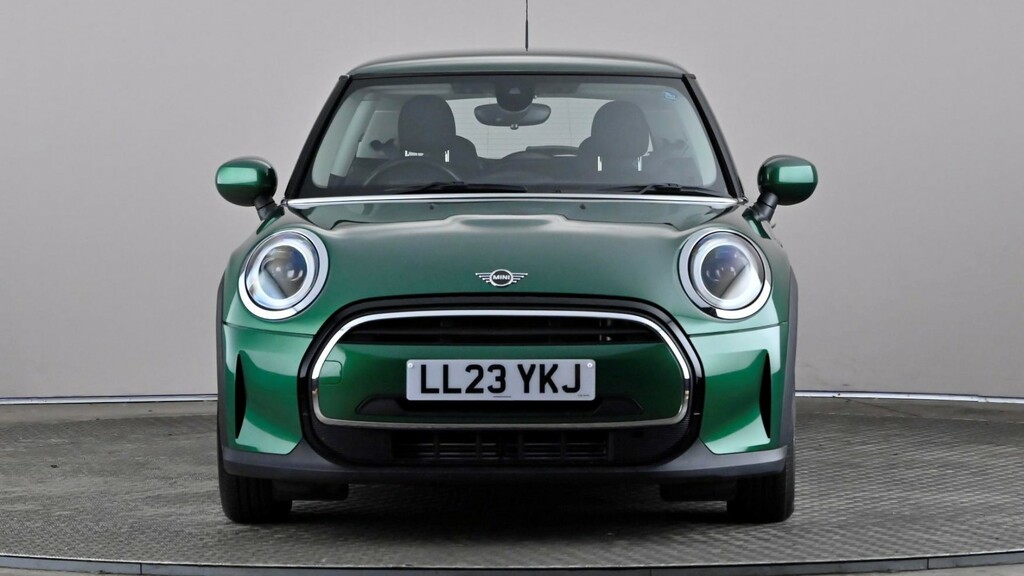 Mini Hatch 1.5 Cooper Classic LL23YKJ Green #2