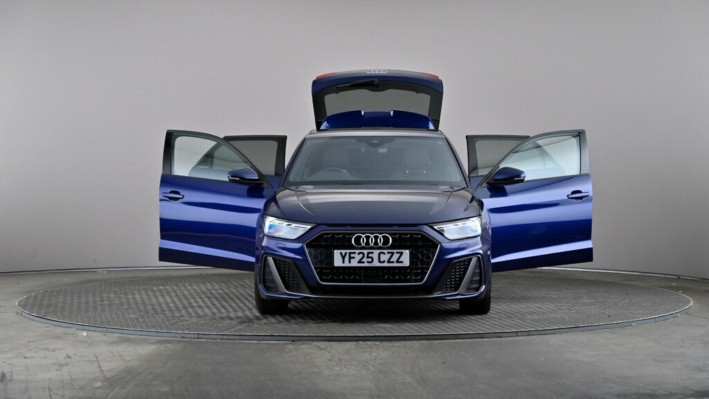 Audi A1 Black Edition Black #8