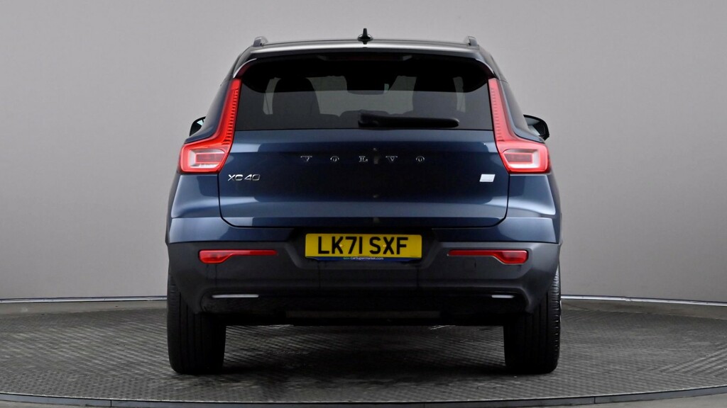 Volvo XC40 1.5 T4 Recharge Phev R Design Blue #5