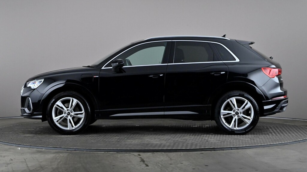 Audi Q3 45 Tfsi E S Line S Tronic Black #3