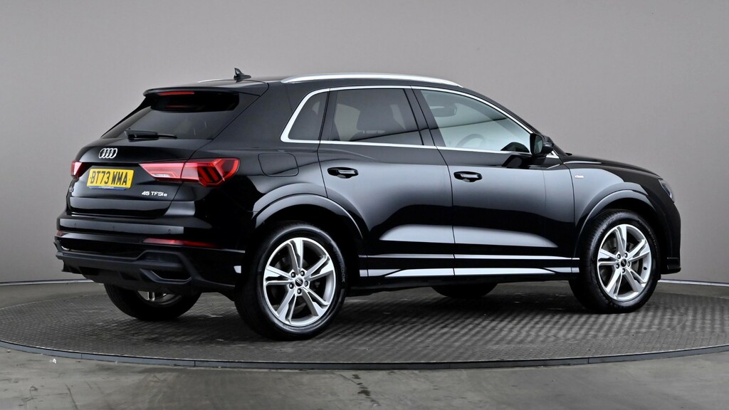Audi Q3 45 Tfsi E S Line S Tronic Black #6