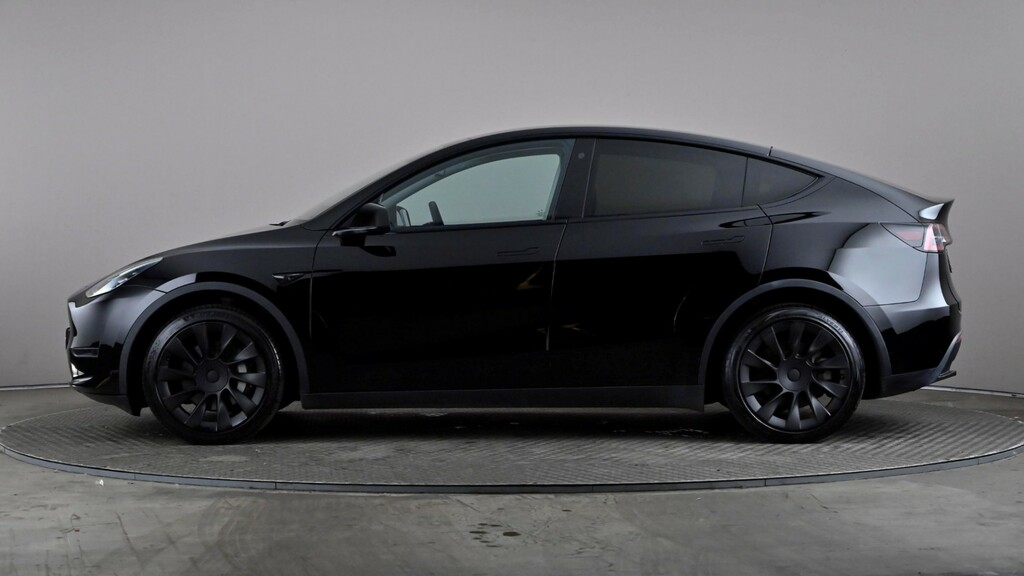 Tesla Model Y Long Range Awd Black #3