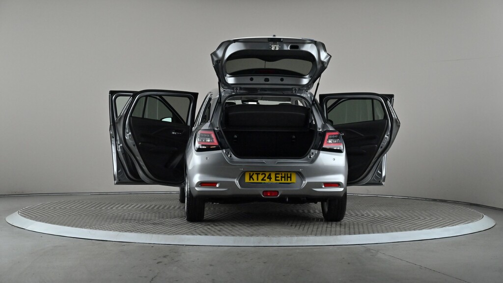 Suzuki Swift Motion #11