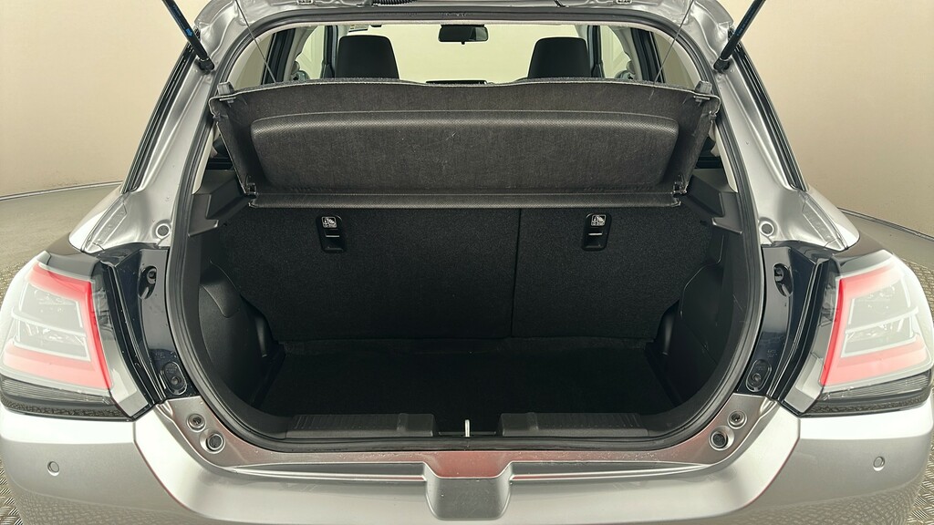Suzuki Swift Motion #22