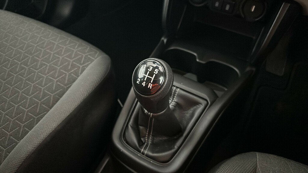 Suzuki Swift Motion #27