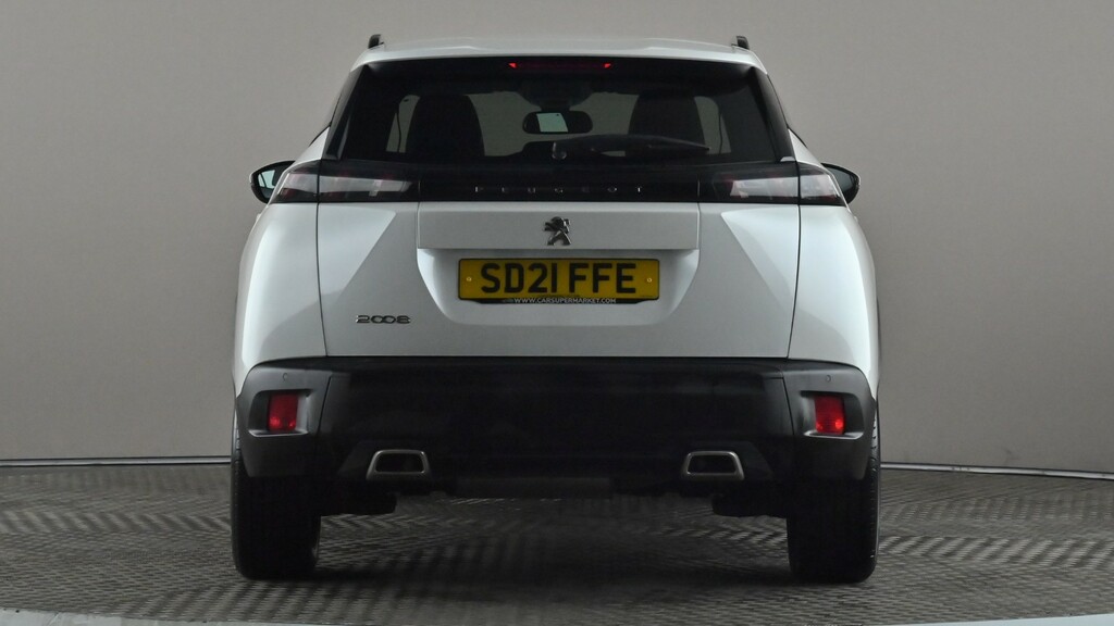 Peugeot 2008 1.2 Puretech 130 Allure Premium Eat8 White #6