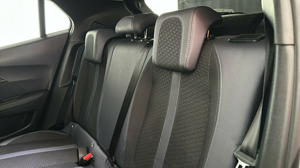 Peugeot 2008 Active Premium Grey #19