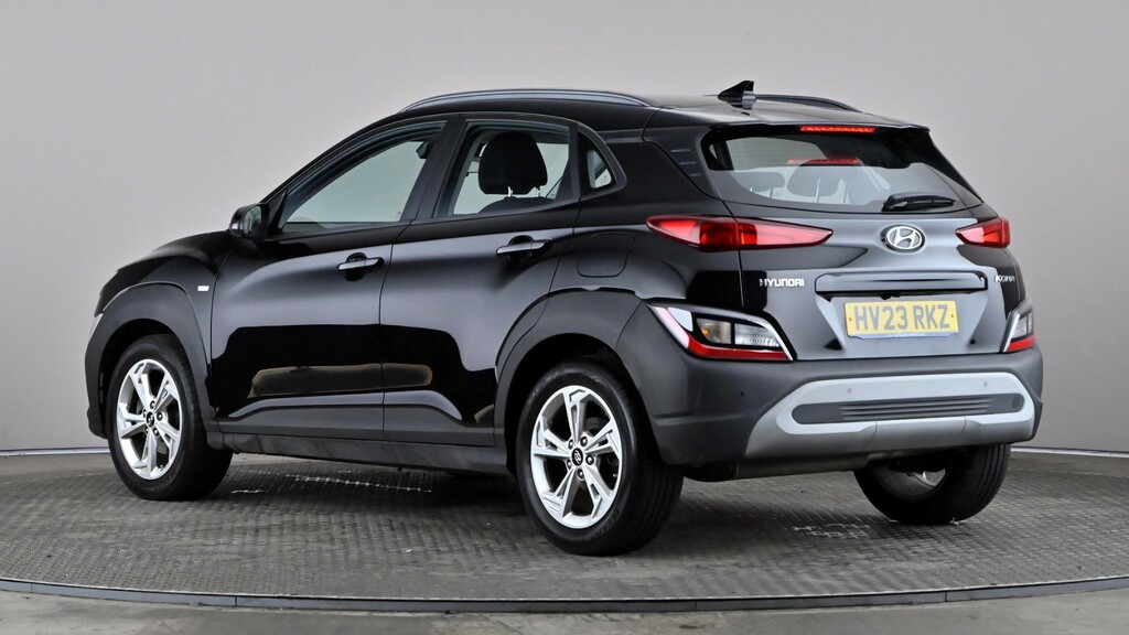 Hyundai Kona 1.0 Tgdi 48V Mhev Se Connect Black #4