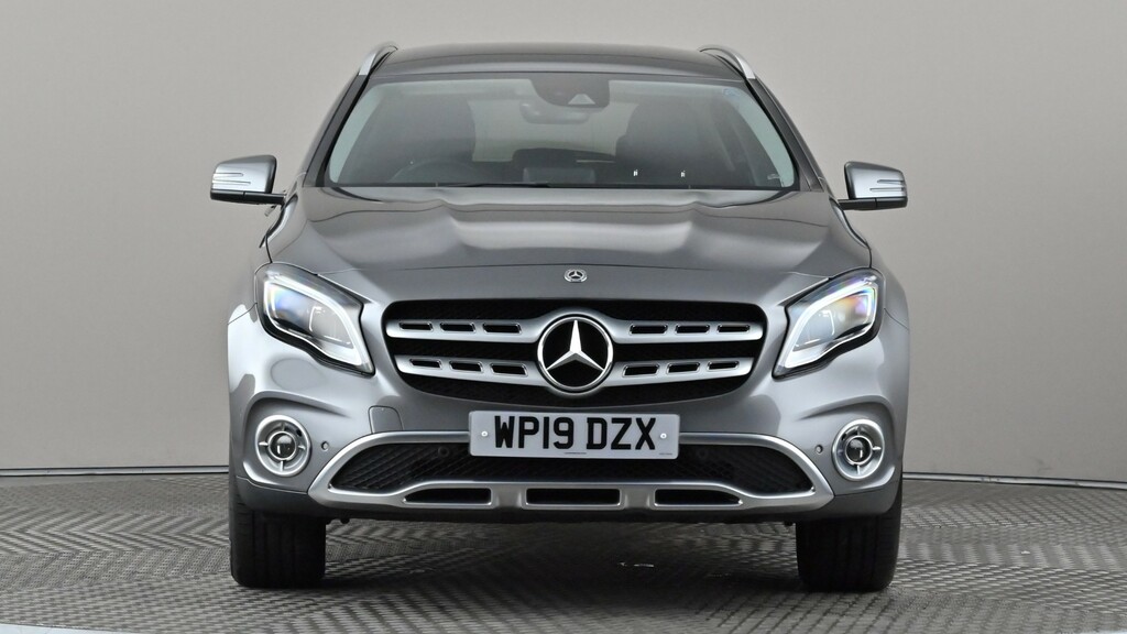 Mercedes-Benz GLA Class Gla 200 Sport Premium Grey #2