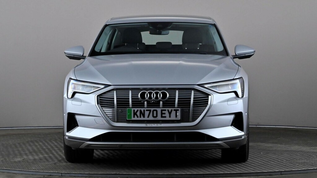 Audi E-tron 230Kw 50 Quattro 71Kwh Technik Silver #2