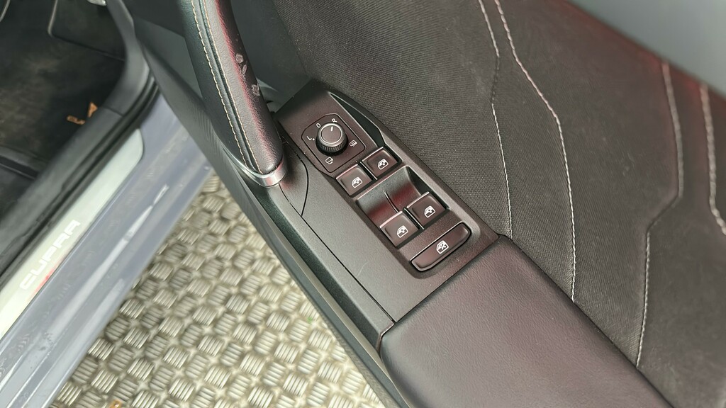 Cupra Leon 1.4 Ehybrid Vz3 Dsg Black #33