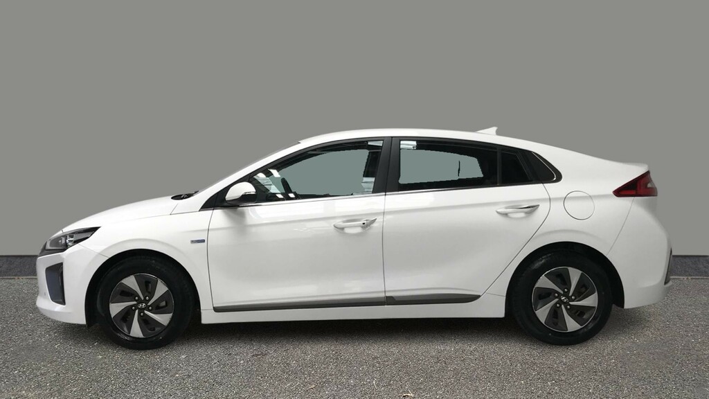 Hyundai Ioniq 1.6 Gdi Hybrid Premium Se Dct White #3