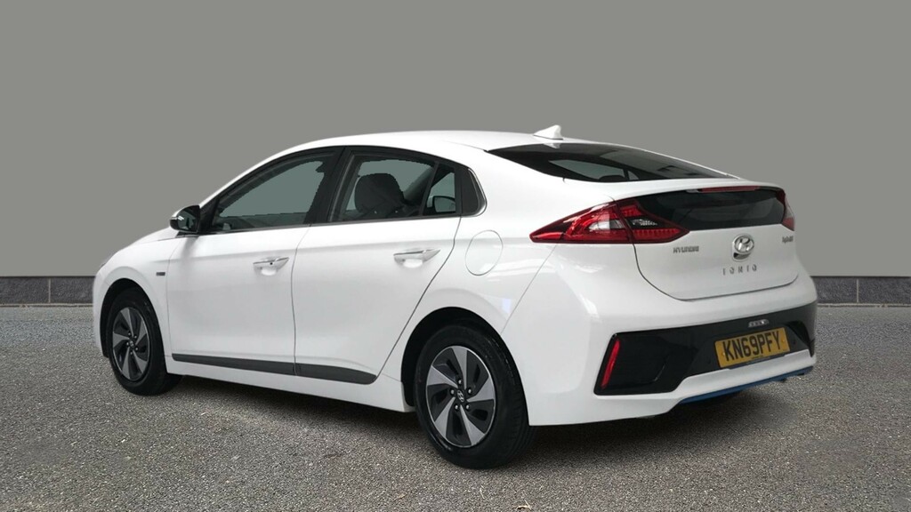 Hyundai Ioniq 1.6 Gdi Hybrid Premium Se Dct White #4