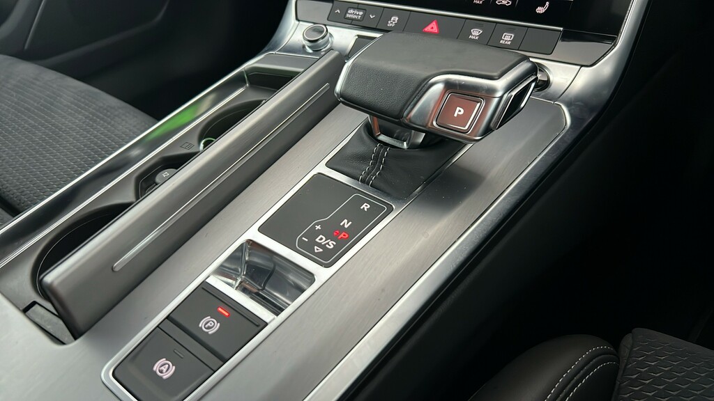 Audi A6 Sport Black #24