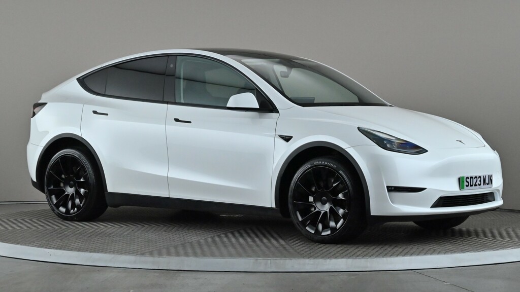 Tesla Model Y Long Range Awd White