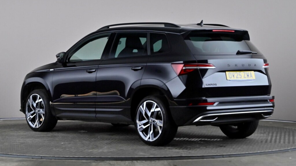 Skoda Karoq 1.5 Tsi Sportline Edition Dsg Black #4