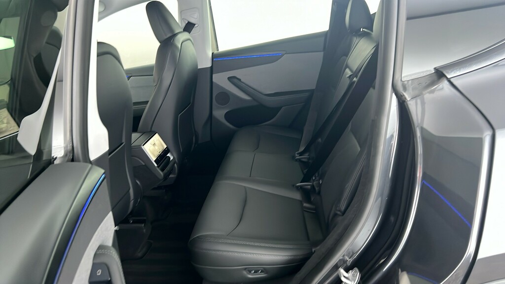 Tesla Model Y Rwd Grey #18