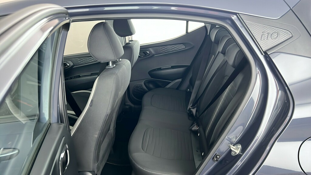 Hyundai I10 Advance White #18