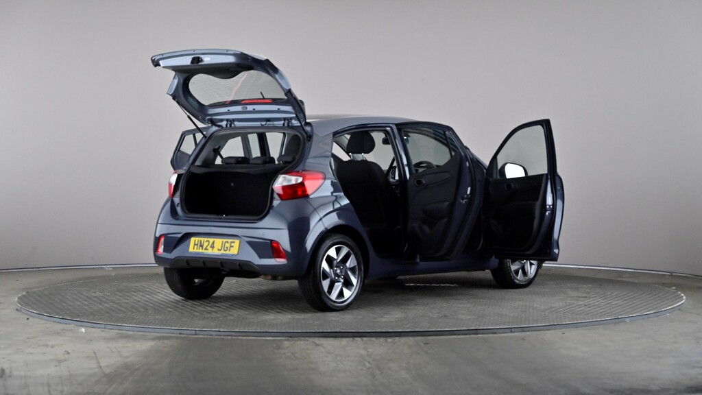 Hyundai I10 Advance White #12