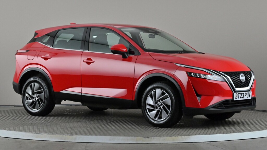 Nissan Qashqai 1.3 Dig-t Mh Acenta Premium Red