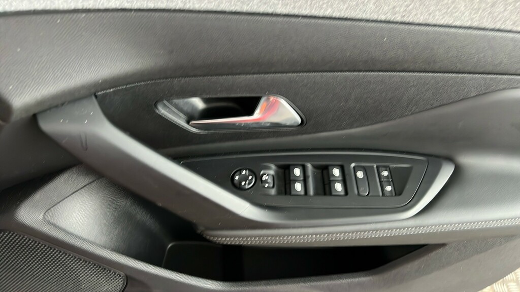 Peugeot 308 Hatchback Grey #24