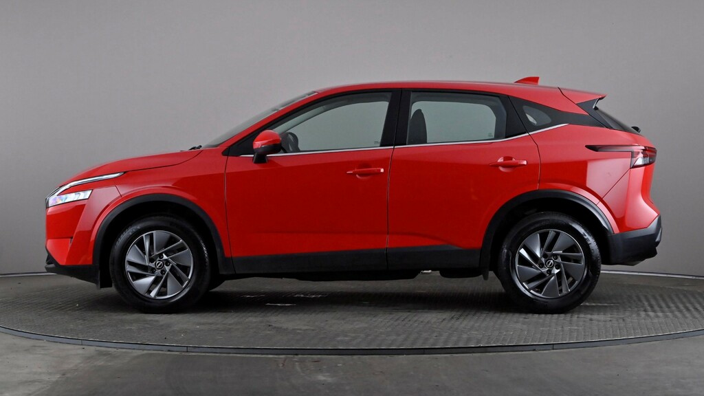 Nissan Qashqai 1.3 Dig-t Mh 158 Acenta Premium Xtronic YE72EDR Red #3
