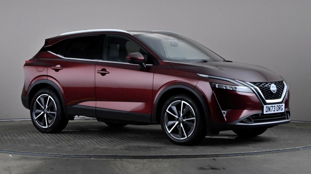 Nissan Qashqai 1.3 Dig-t Mh Tekna Red