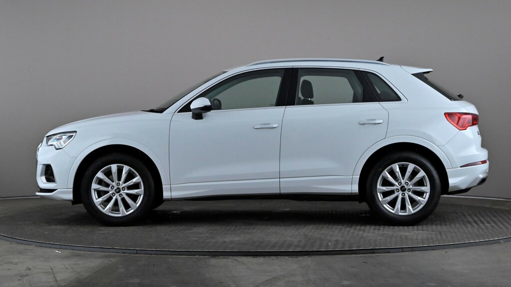 Audi Q3 35 Tfsi Sport White #3