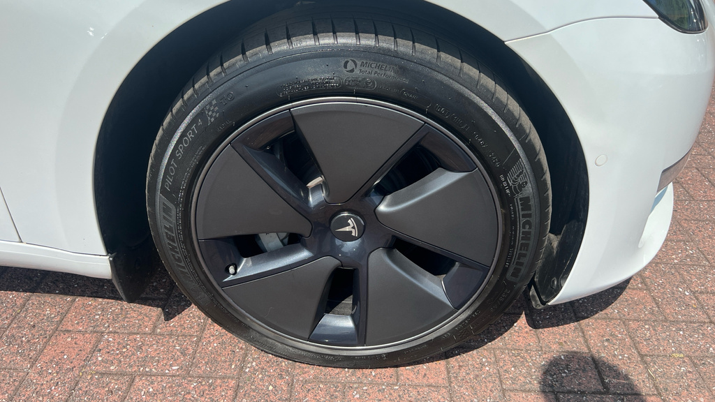 Tesla Model 3 Dual Motor Black #8
