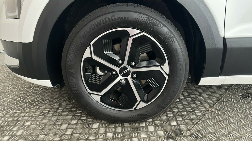 Kia Niro Kia Niro Evolve White #19