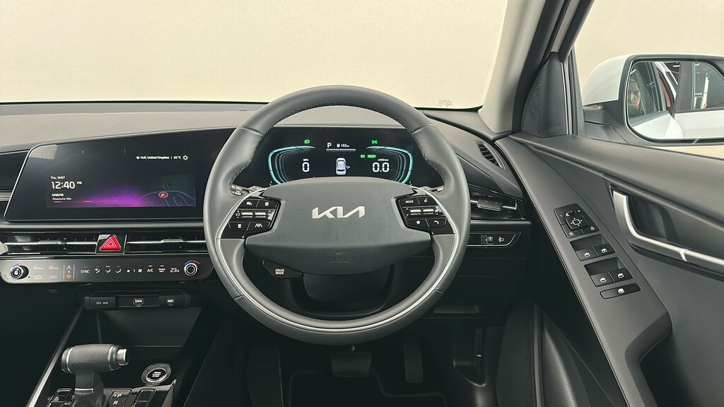 Kia Niro Kia Niro Evolve White #14