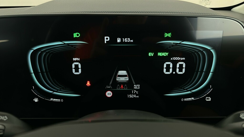 Kia Niro Kia Niro Evolve White #15