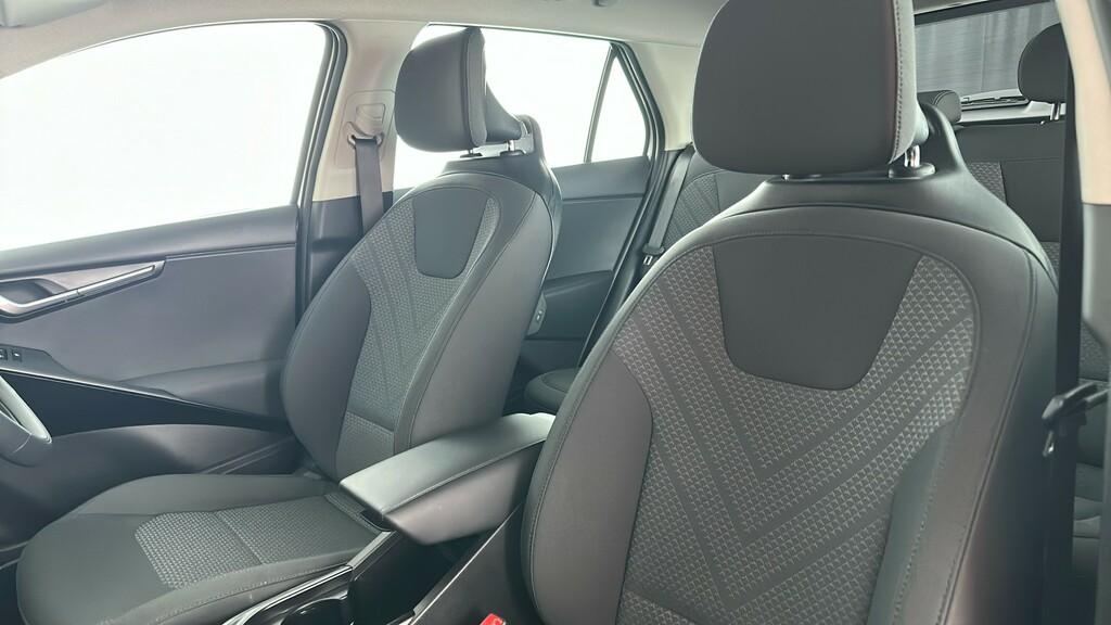 Kia Niro Kia Niro Evolve White #17