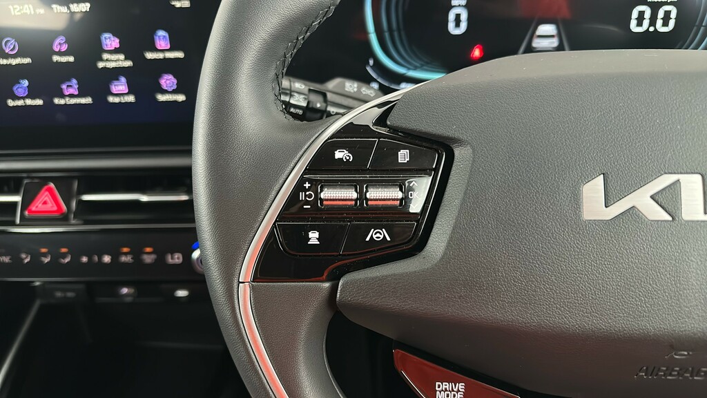 Kia Niro Kia Niro Evolve White #30