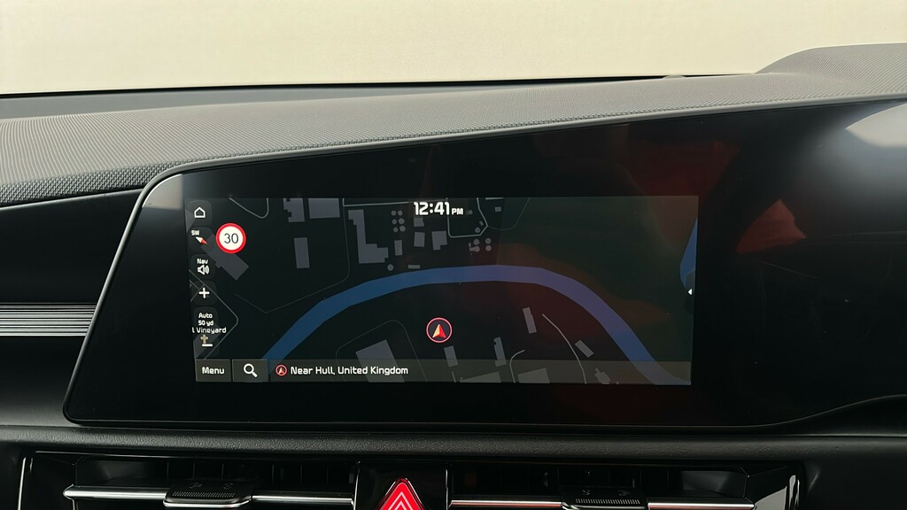 Kia Niro Kia Niro Evolve White #34