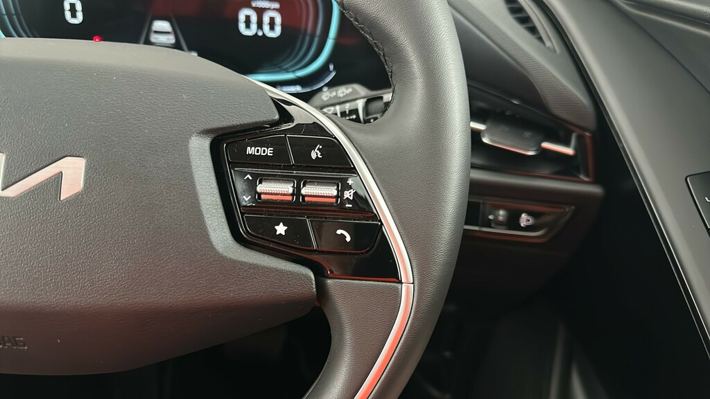 Kia Niro Kia Niro Evolve White #31