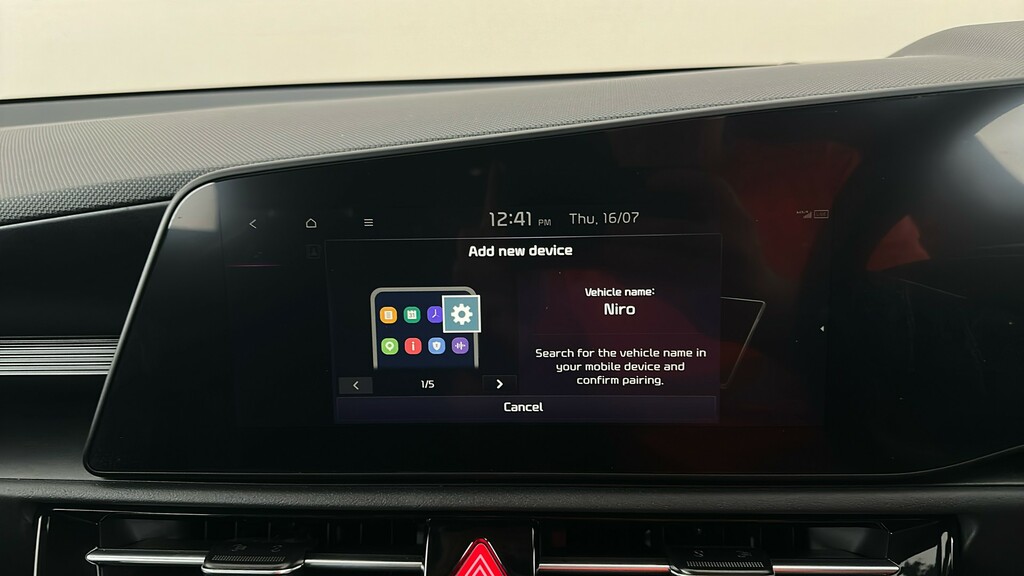 Kia Niro Kia Niro Evolve White #23