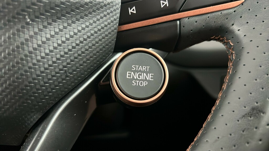 Cupra Terramar 1.5 Ehybrid 272 Vz2 Dsg Black #45