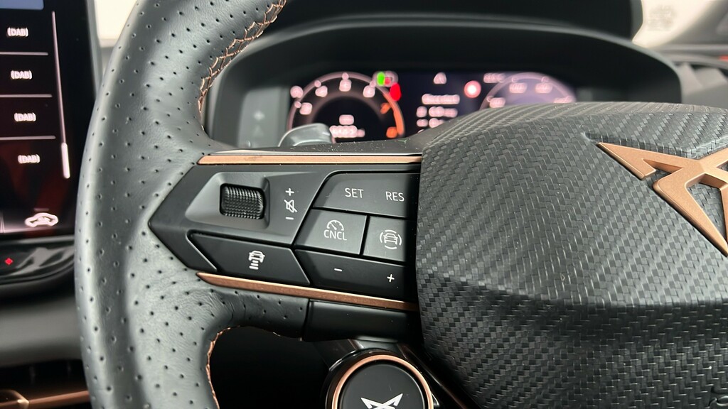 Cupra Terramar 1.5 Ehybrid 272 Vz2 Dsg Black #40