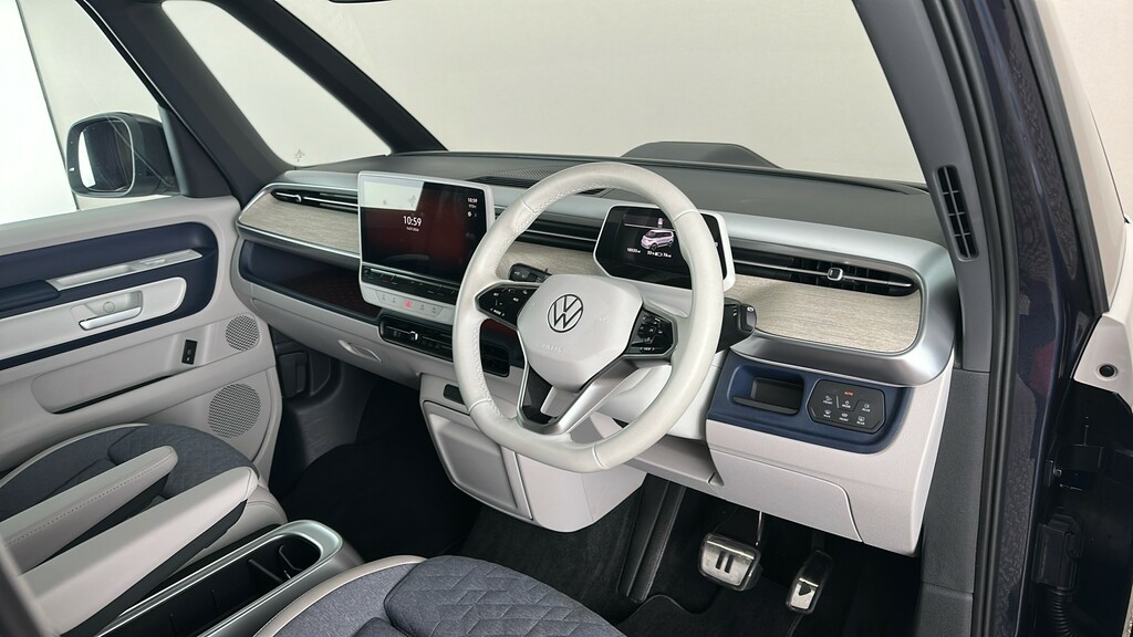 Volkswagen ID.Buzz Commerce Black #34