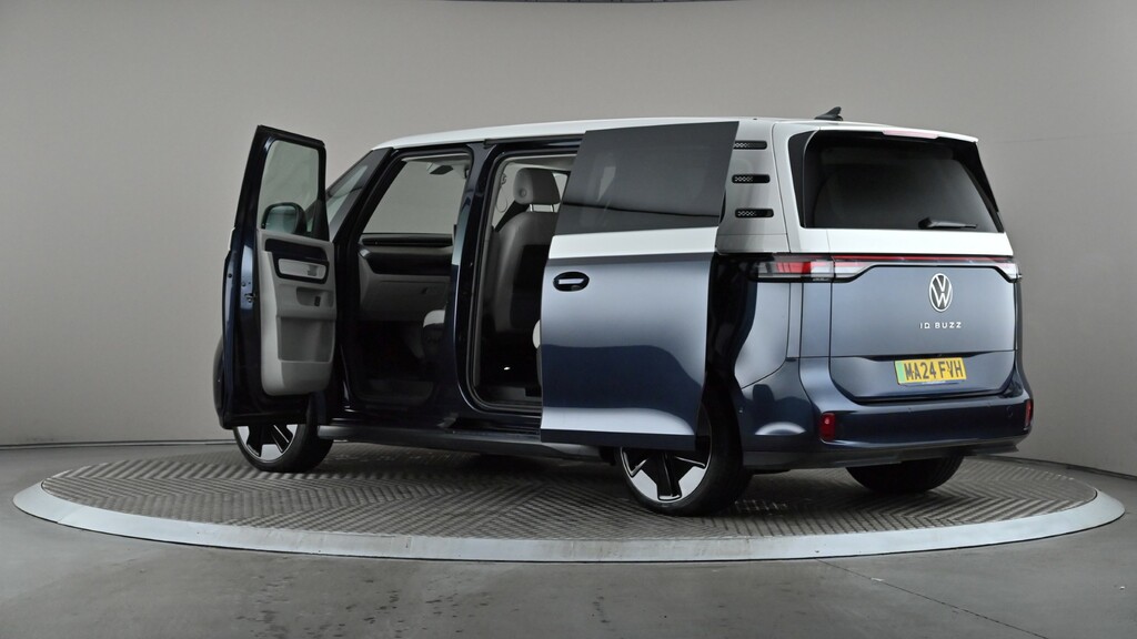 Volkswagen ID.Buzz Commerce Black #10