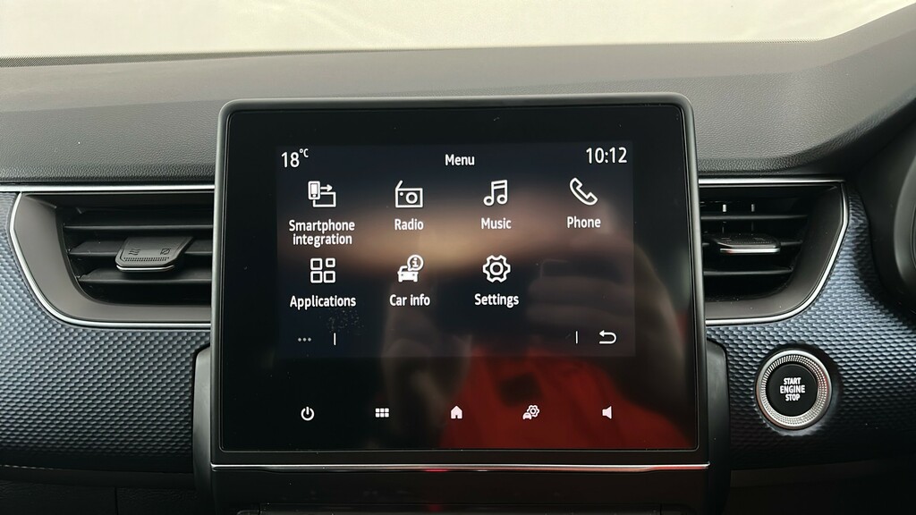 Renault Arkana 1.6 E-tech Hybrid 145 S White #33