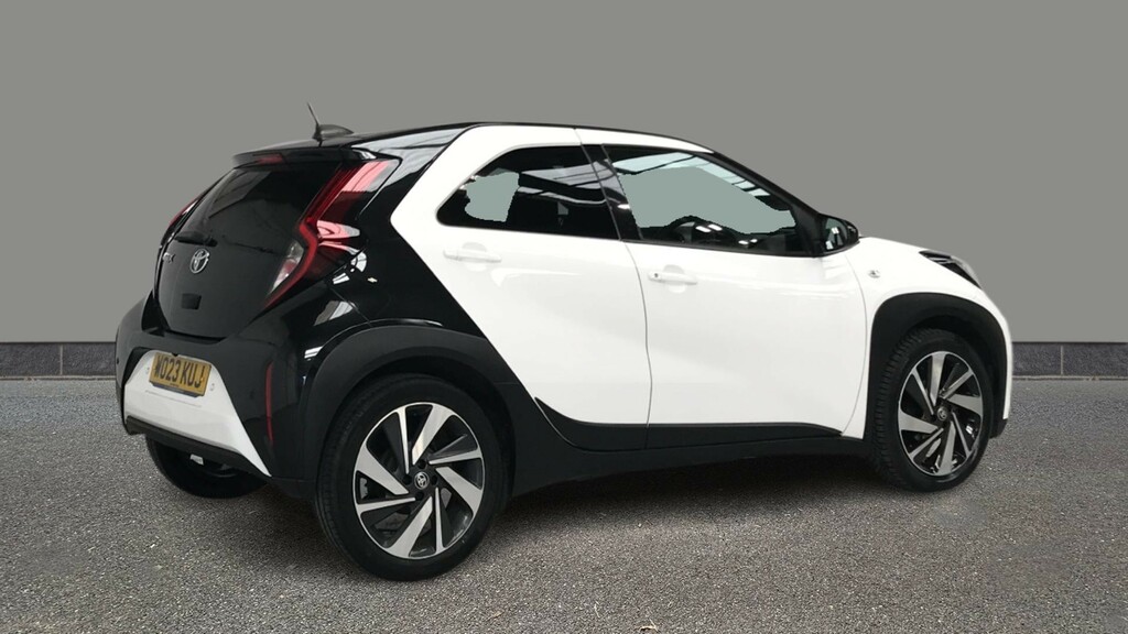 Toyota Aygo X 1.0 Vvt-i Edge White #6